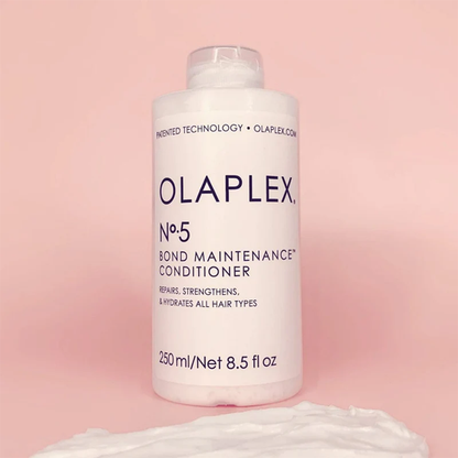 Olaplex No.4 + No.5 Daily Cleanse & Condition Duo Combo - 250ml