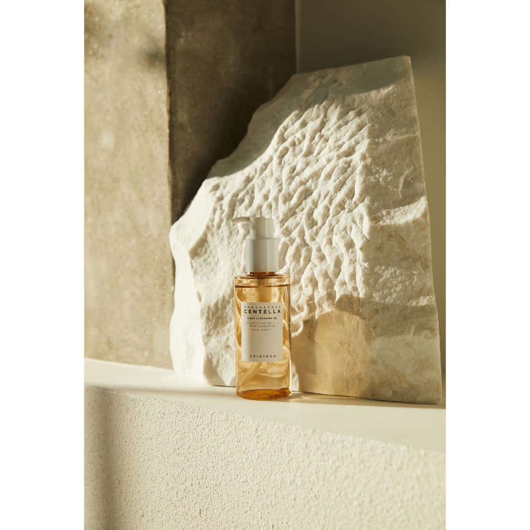 SKIN1004 Madagascar Centella Light Cleansing Oil - 200ml